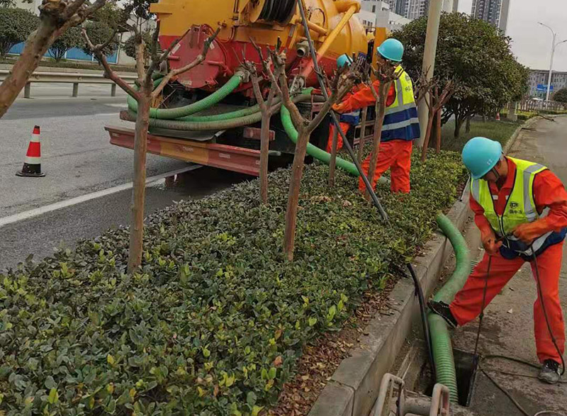 龙门镇市政管道清淤